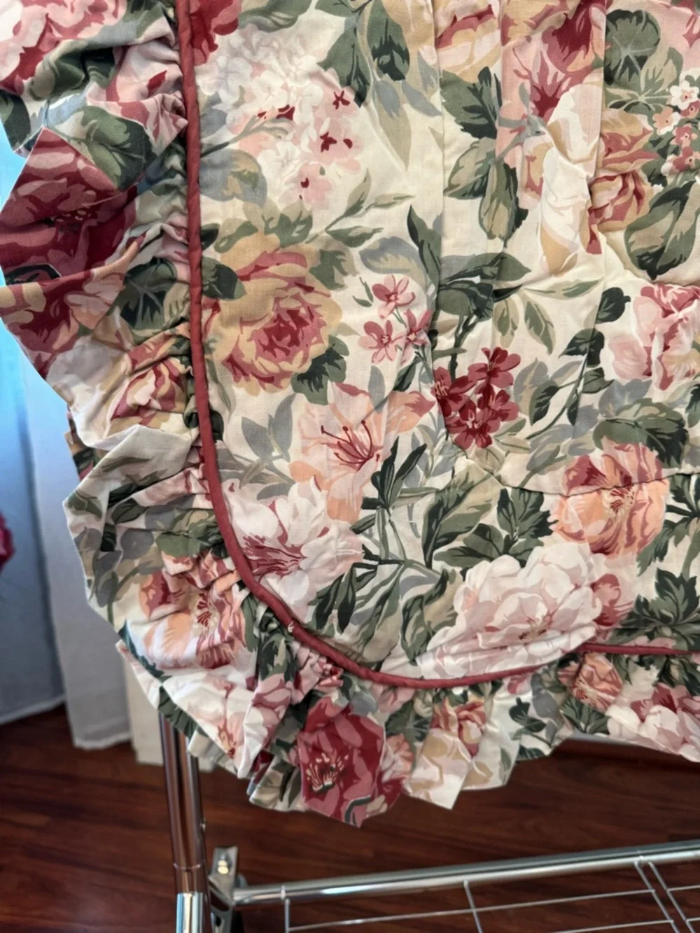 Floral Ruffled medium weight comforter - Cream, Rose & Green